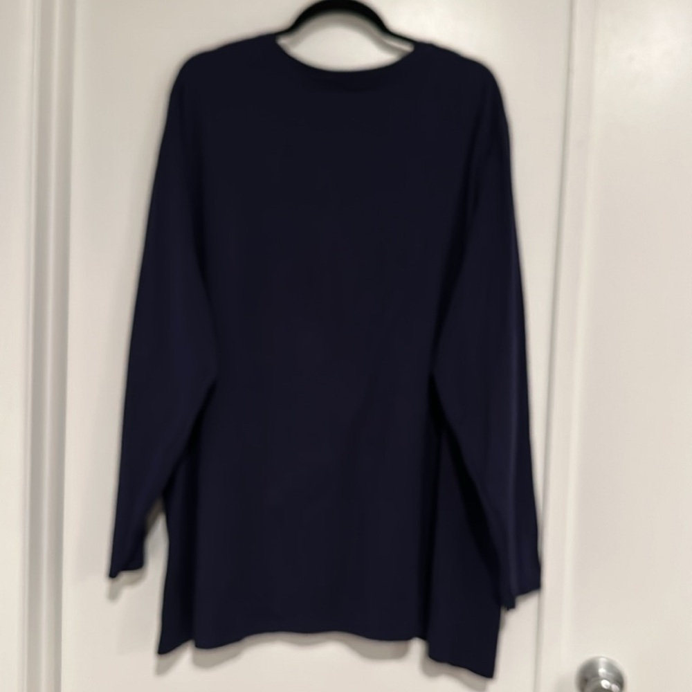 Amazon, Just My Size 5X Plus Women Navy V-neck t-shirt (30 W/32W)